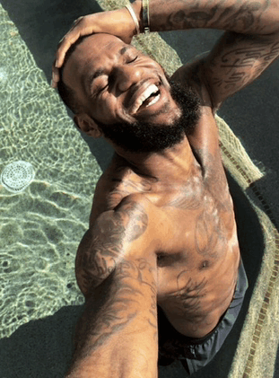 GIF 4